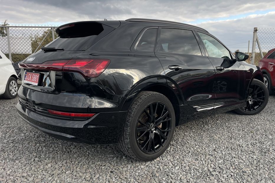 Продам Audi E-Tron 95квт авто у Львові 2021 года в Львове