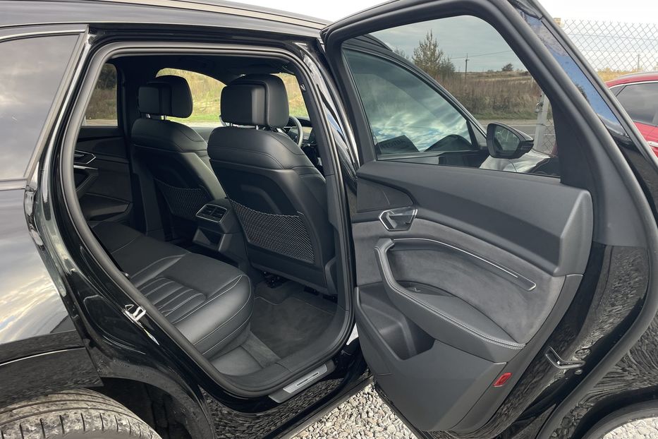 Продам Audi E-Tron 95квт авто у Львові 2021 года в Львове