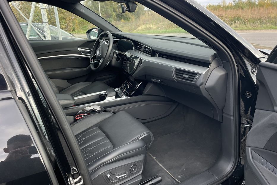 Продам Audi E-Tron 95квт авто у Львові 2021 года в Львове