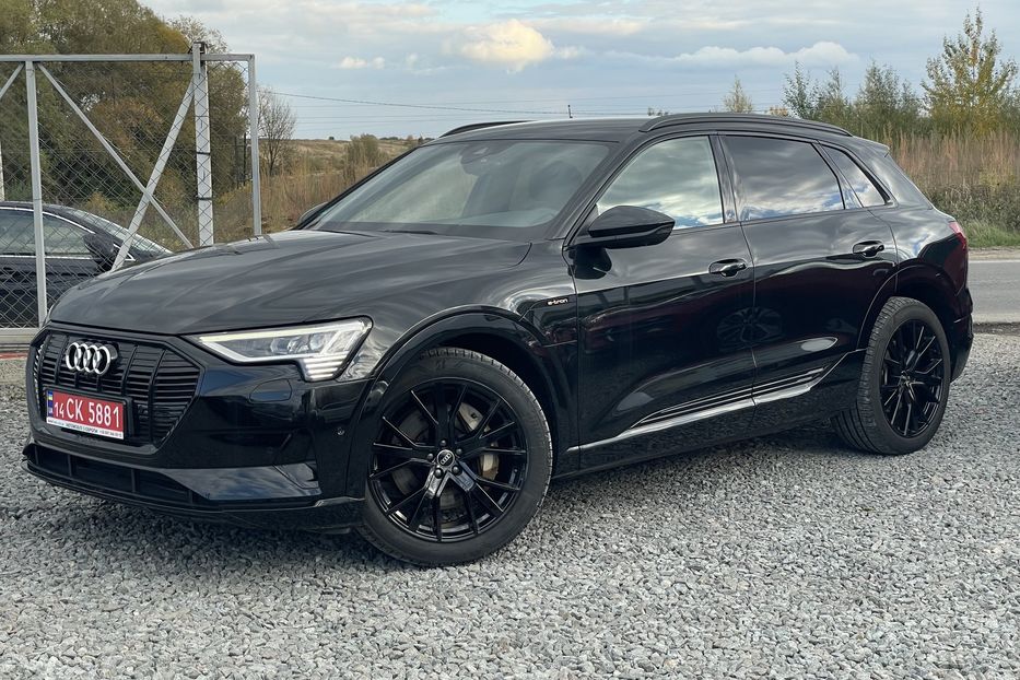 Продам Audi E-Tron 95квт авто у Львові 2021 года в Львове