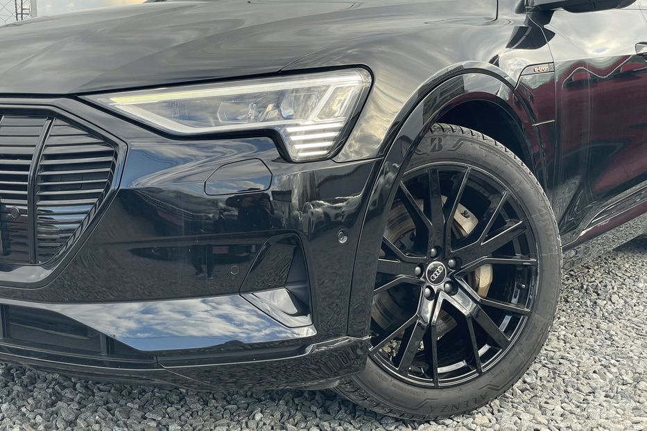 Продам Audi E-Tron 95квт авто у Львові 2021 года в Львове