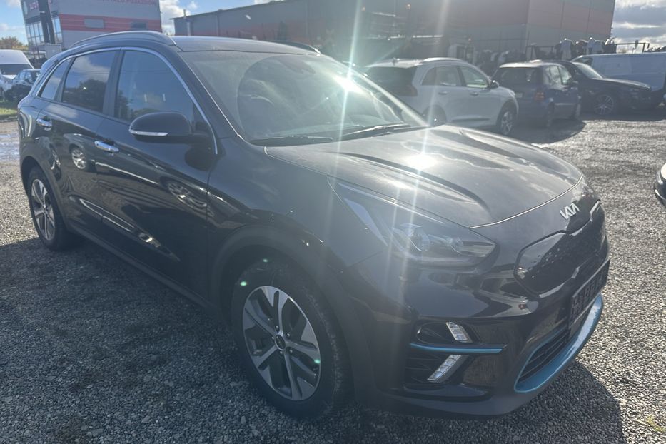 Продам Kia Niro 64квт авто в дорозі 2022 года в Львове