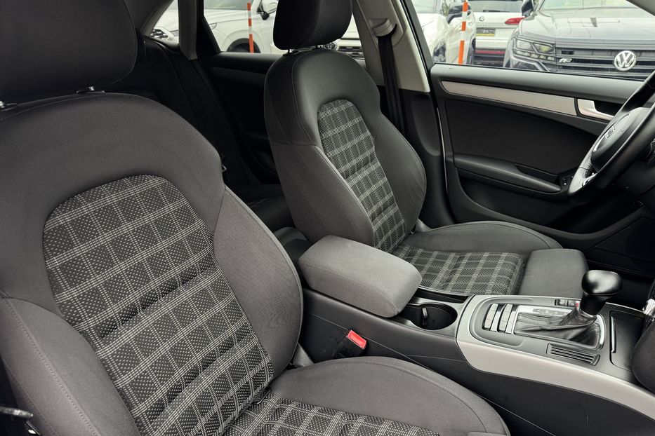 Продам Audi A4 (COMIS) 2012 года в г. Умань, Черкасская область