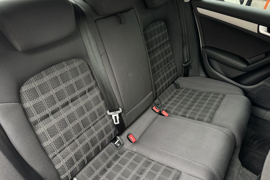 Продам Audi A4 (COMIS) 2012 года в г. Умань, Черкасская область