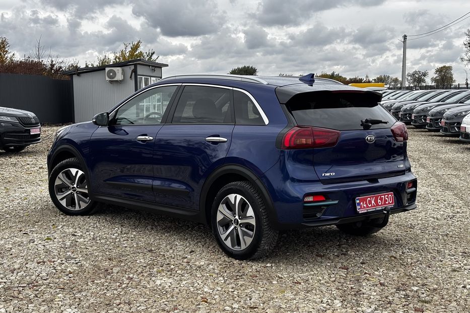 Продам Kia Niro 64квт авто у Львові 2021 года в Львове