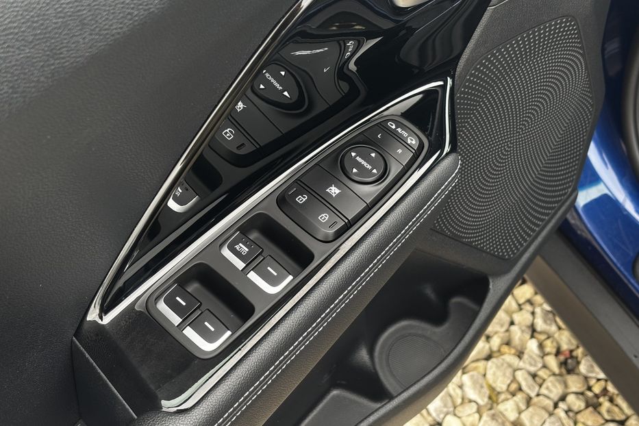 Продам Kia Niro 64квт авто у Львові 2021 года в Львове