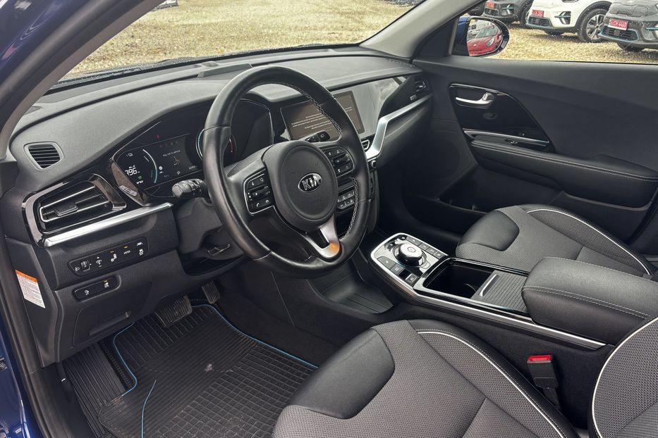 Продам Kia Niro 64квт авто у Львові 2021 года в Львове