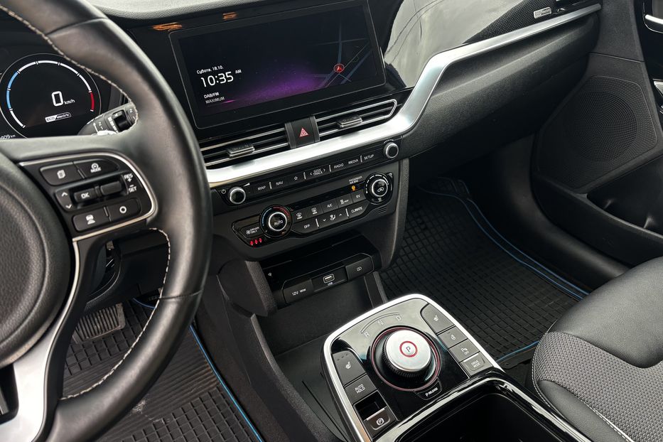 Продам Kia Niro 64квт авто у Львові 2021 года в Львове