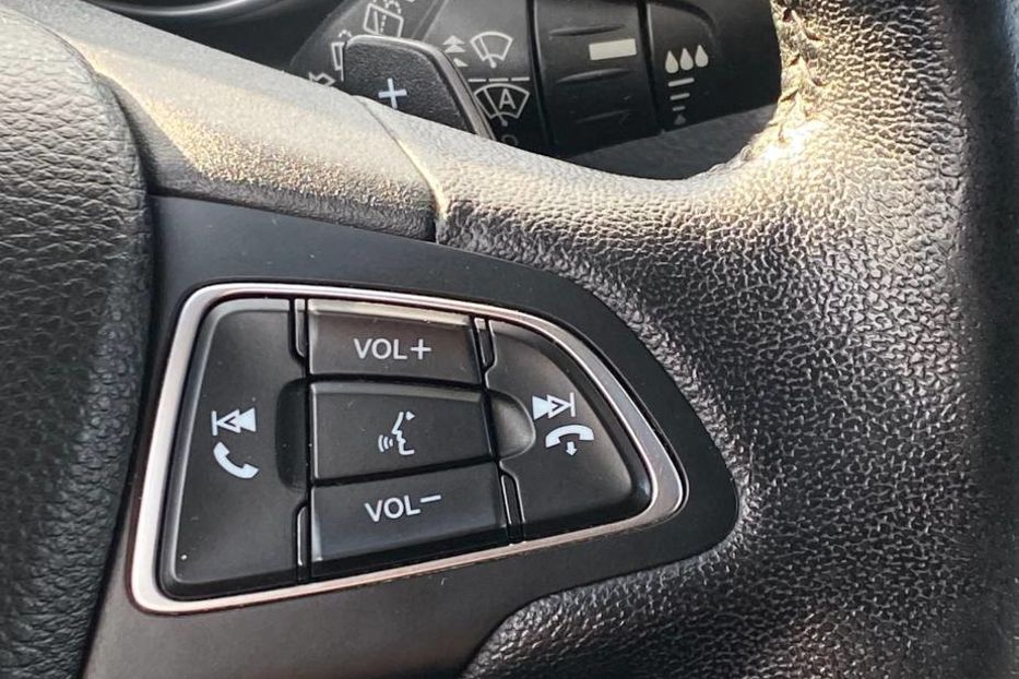 Продам Ford Escape 2016 года в Днепре