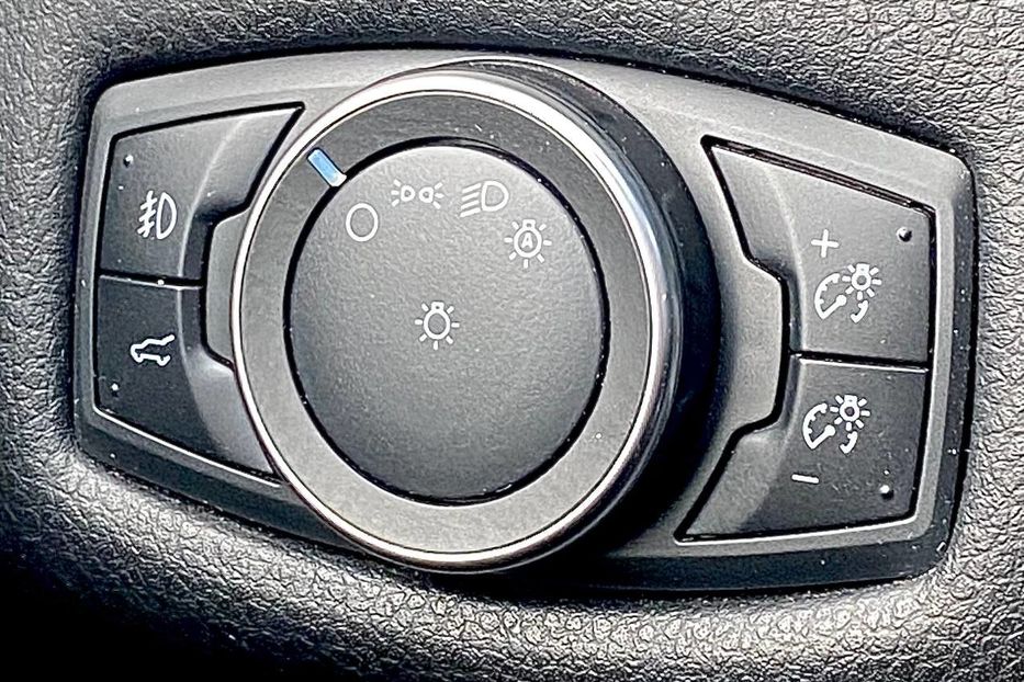 Продам Ford Escape 2016 года в Днепре