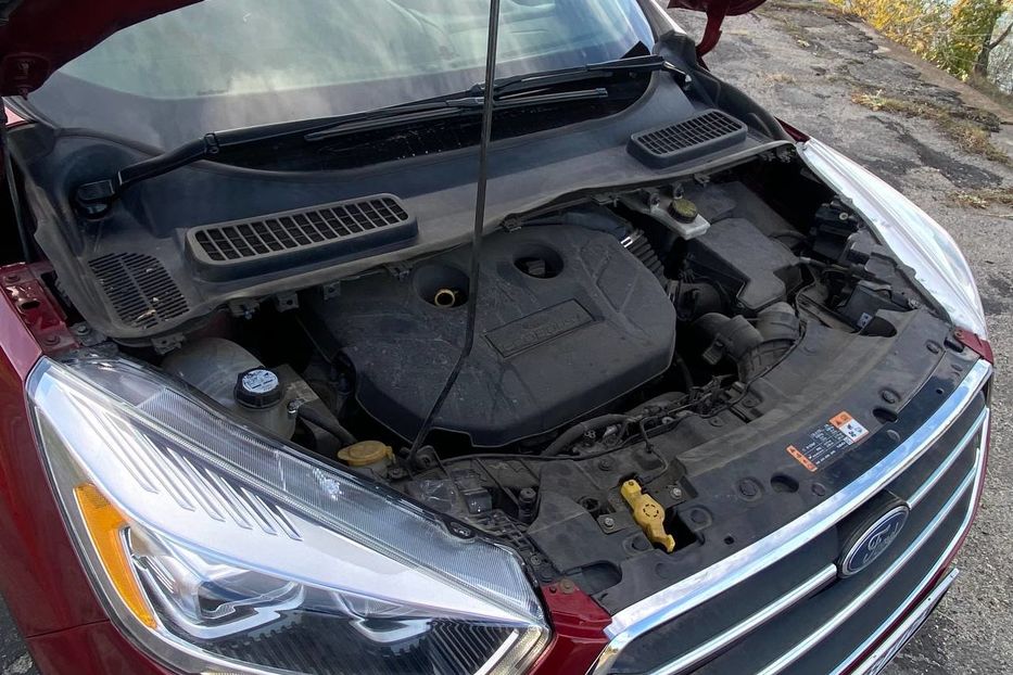 Продам Ford Escape 2016 года в Днепре
