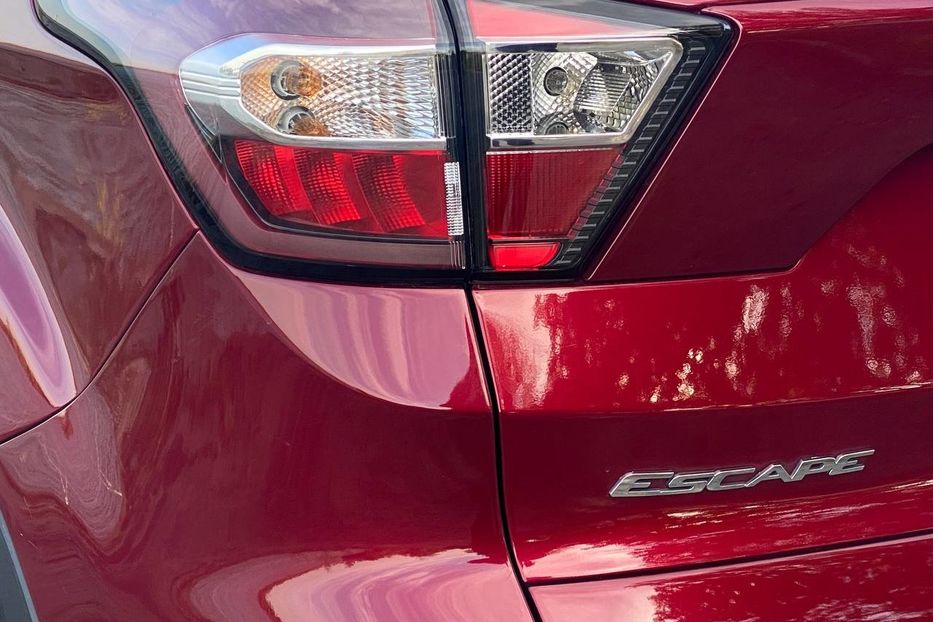 Продам Ford Escape 2016 года в Днепре