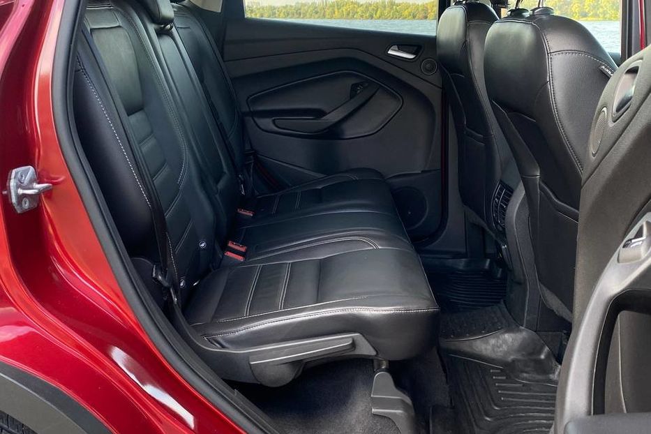Продам Ford Escape 2016 года в Днепре