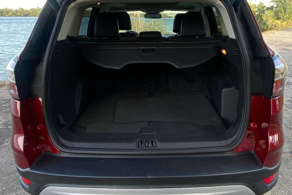 Продам Ford Escape 2016 года в Днепре