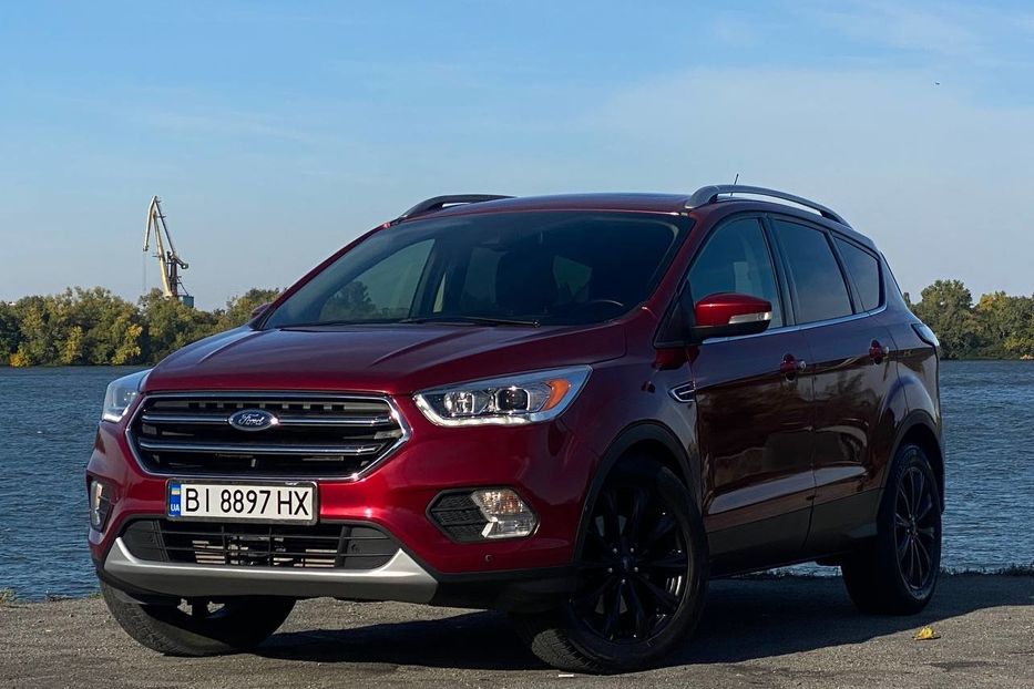 Продам Ford Escape 2016 года в Днепре