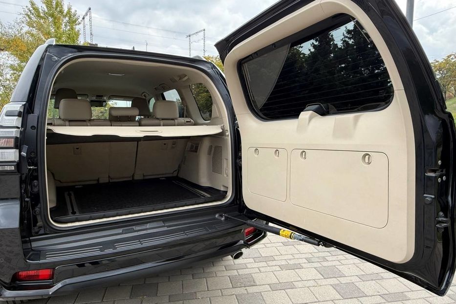 Продам Toyota Land Cruiser Prado 2020 года в Днепре