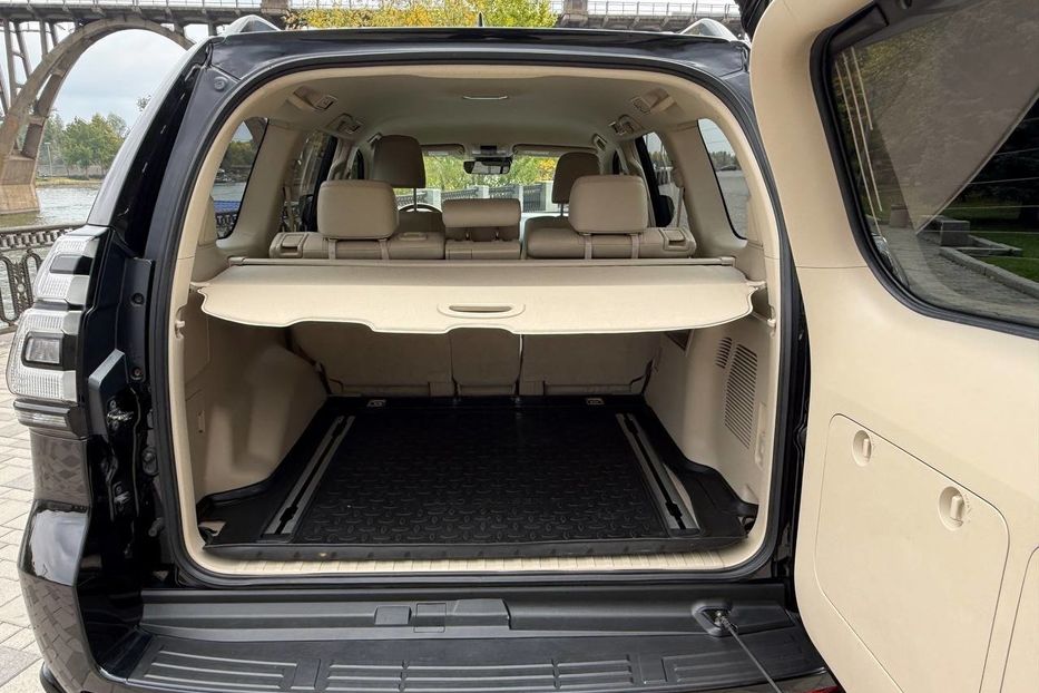 Продам Toyota Land Cruiser Prado 2020 года в Днепре