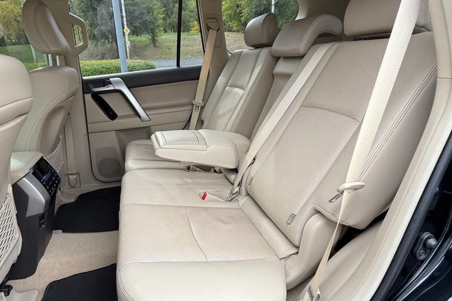 Продам Toyota Land Cruiser Prado 2020 года в Днепре