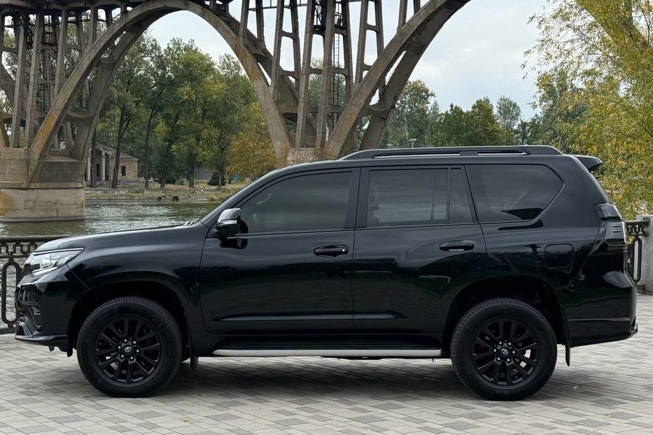 Продам Toyota Land Cruiser Prado 2020 года в Днепре