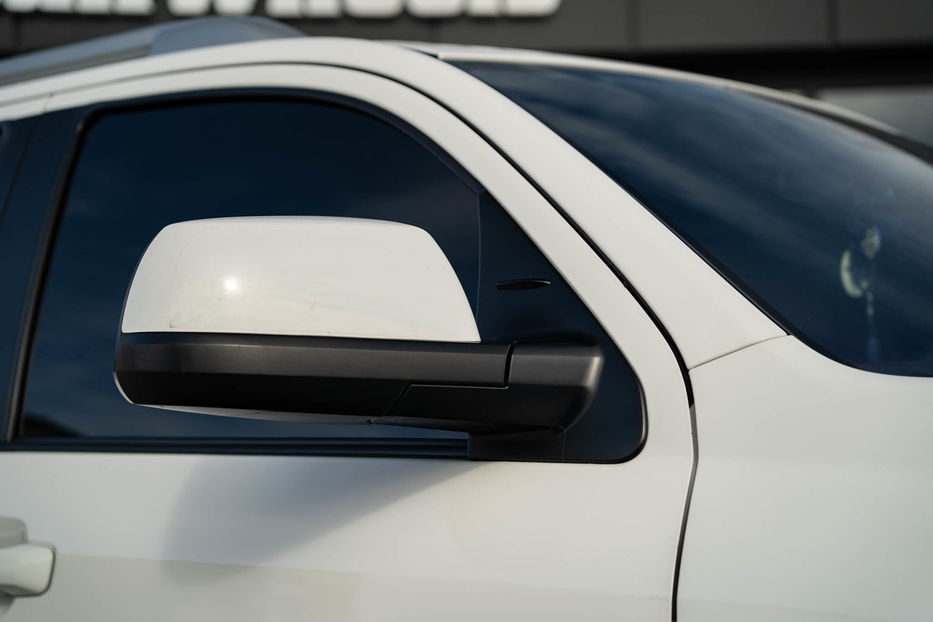 Продам Toyota Sequoia SR5 2018 года в Черновцах