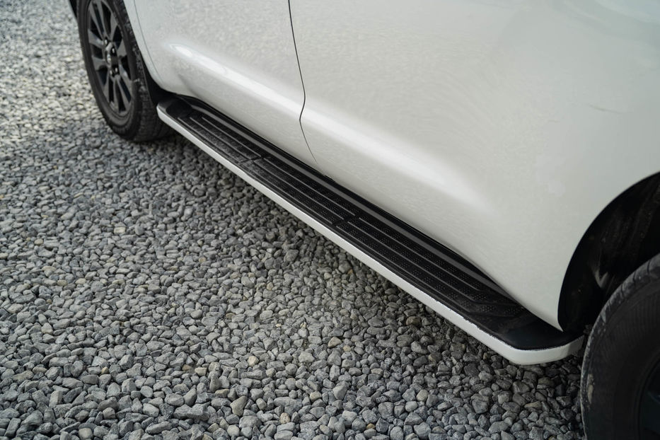 Продам Toyota Sequoia SR5 2018 года в Черновцах