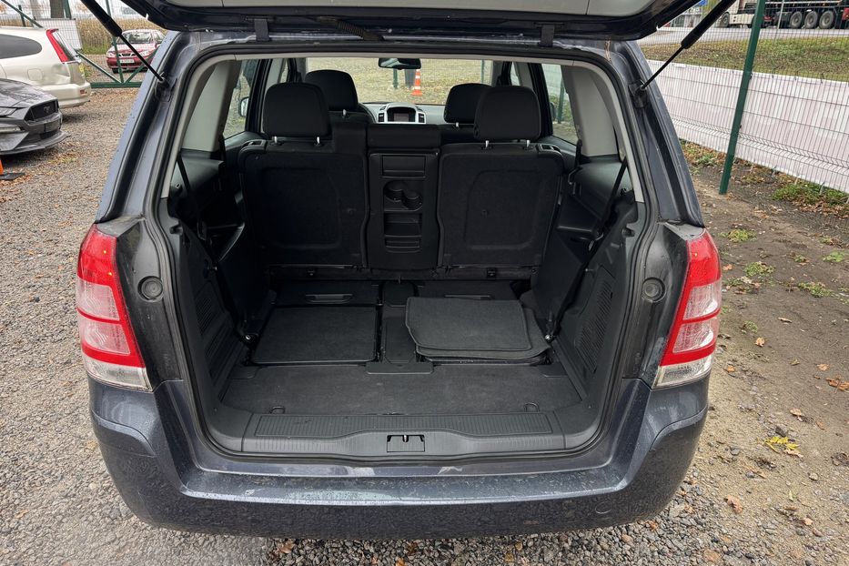 Продам Opel Zafira (COMIS) 7 місць  2009 года в г. Умань, Черкасская область