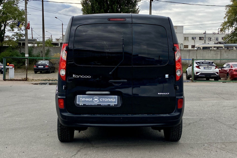 Продам Renault Kangoo пасс. 2012 года в Киеве