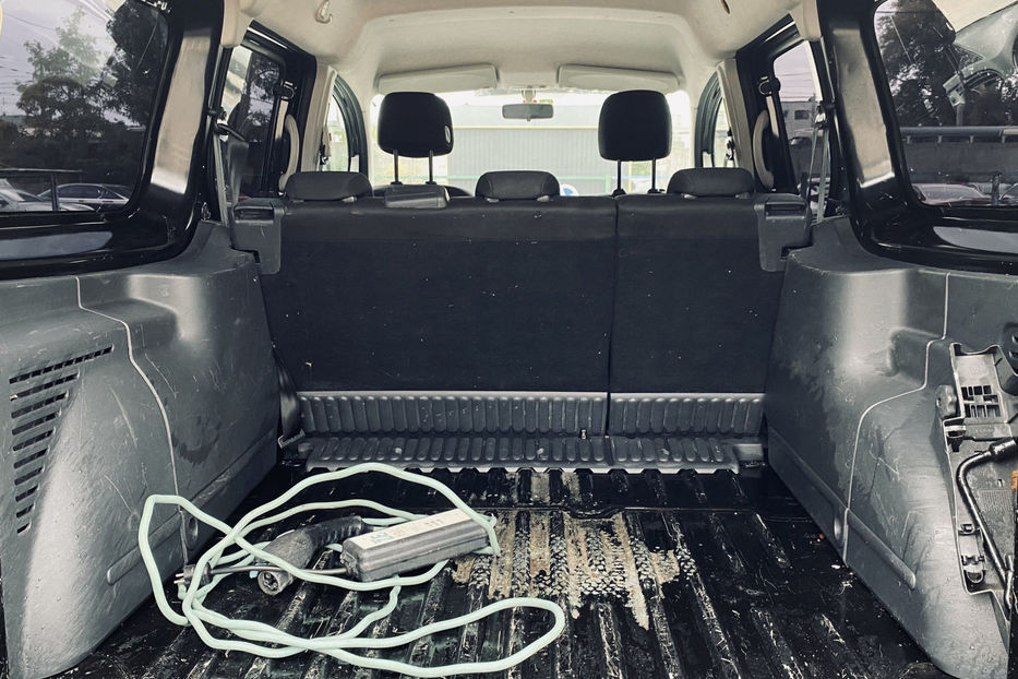 Продам Renault Kangoo пасс. 2012 года в Киеве