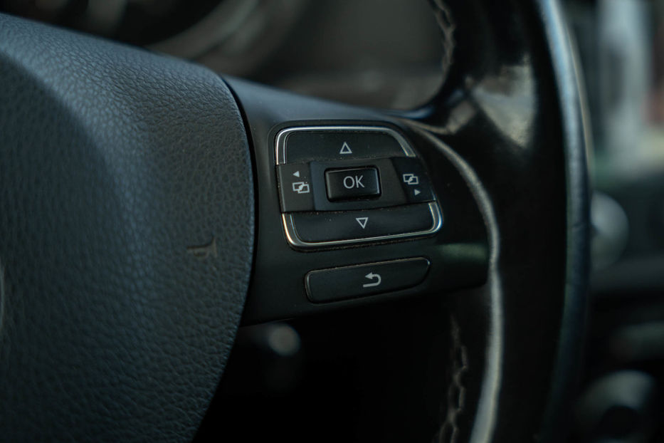 Продам Volkswagen Golf  VI 2011 года в Черновцах