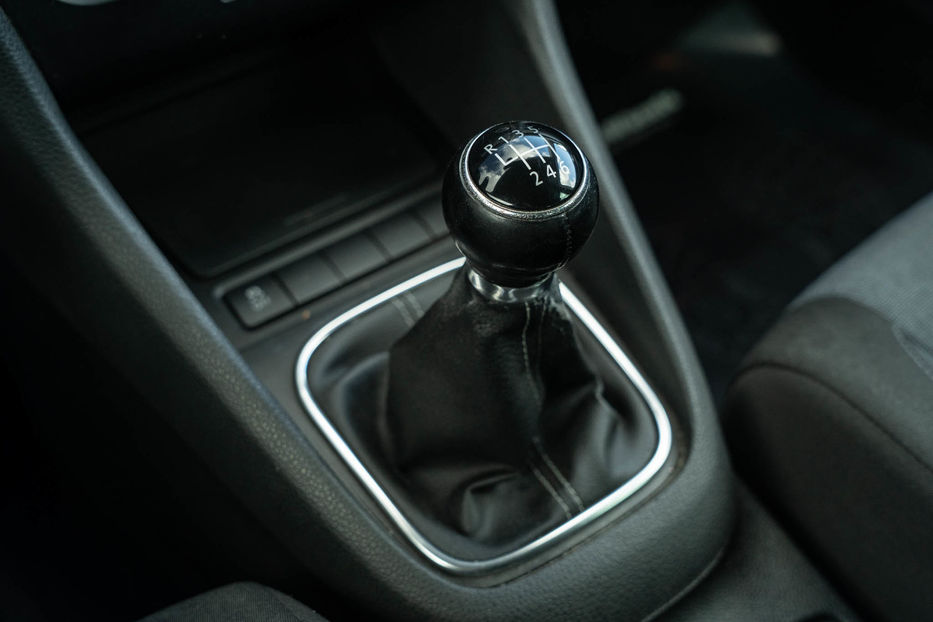 Продам Volkswagen Golf  VI 2011 года в Черновцах
