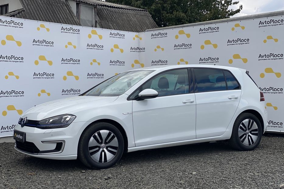 Продам Volkswagen e-Golf 2016 года в Луцке