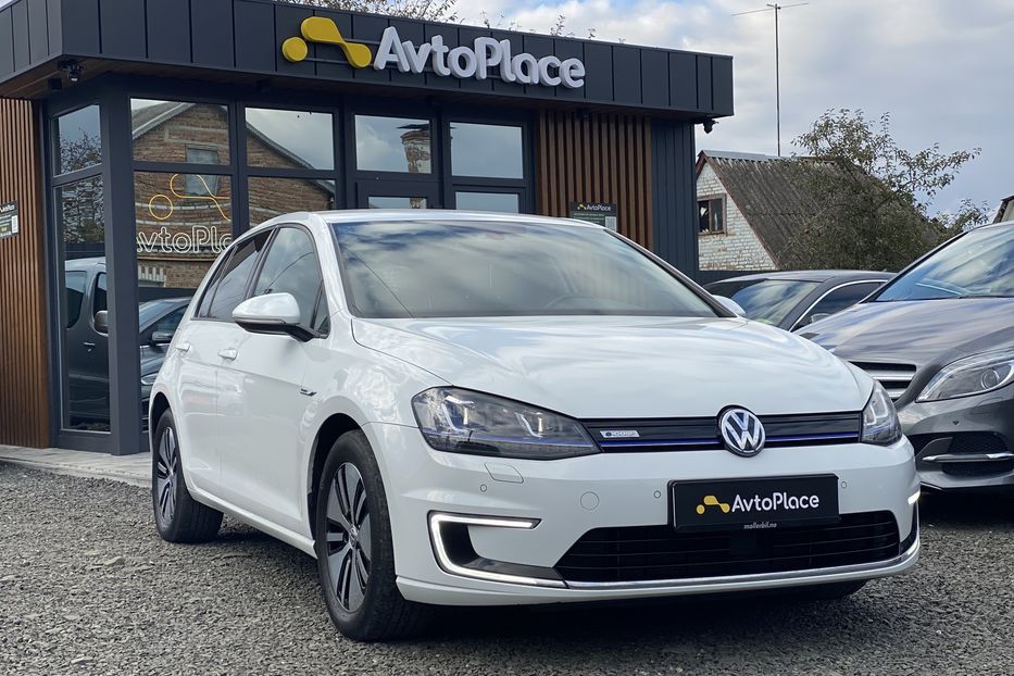 Продам Volkswagen e-Golf 2016 года в Луцке