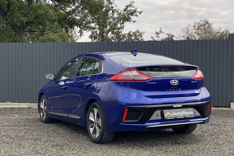 Продам Hyundai Ioniq 2018 года в Луцке
