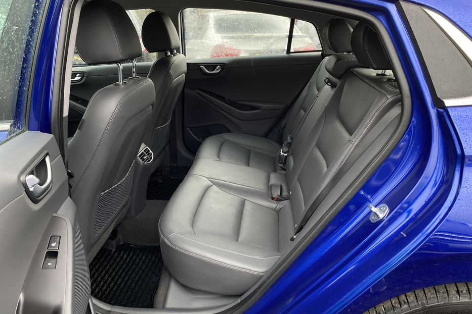 Продам Hyundai Ioniq 2018 года в Луцке