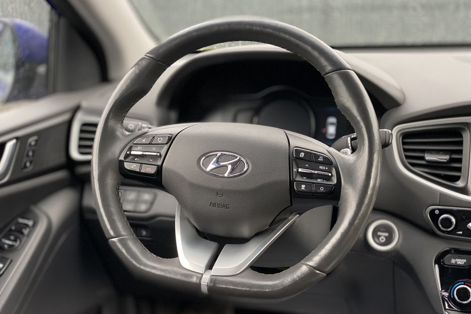 Продам Hyundai Ioniq 2018 года в Луцке