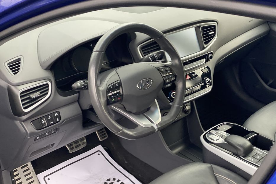 Продам Hyundai Ioniq 2018 года в Луцке