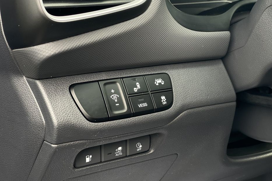 Продам Hyundai Ioniq 2018 года в Луцке