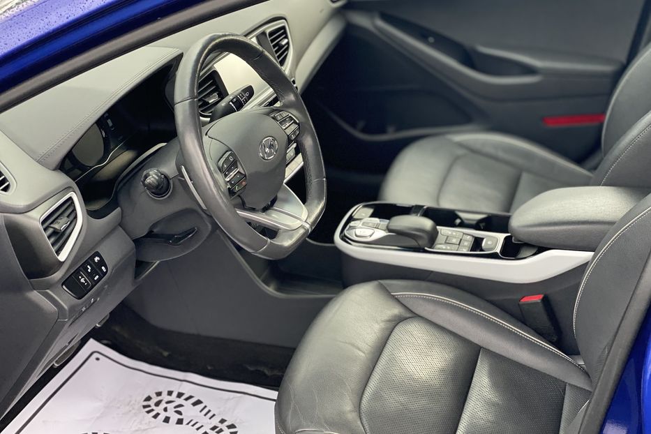 Продам Hyundai Ioniq 2018 года в Луцке