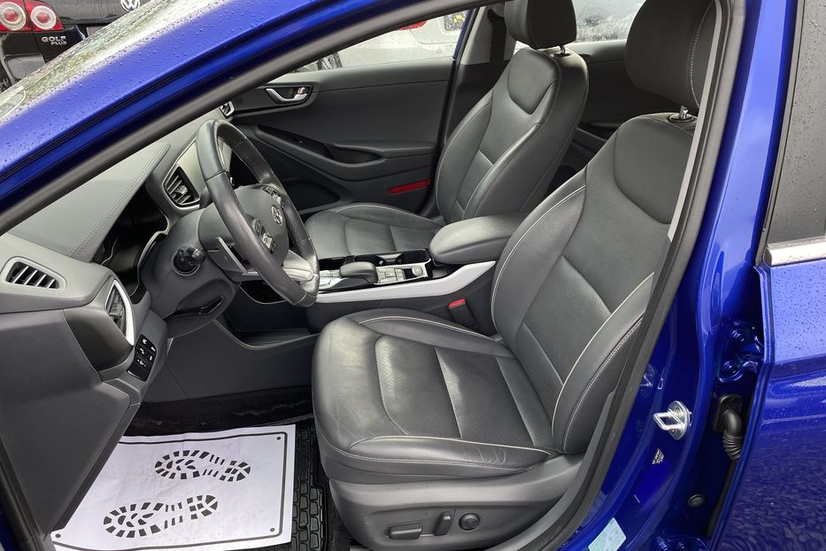 Продам Hyundai Ioniq 2018 года в Луцке
