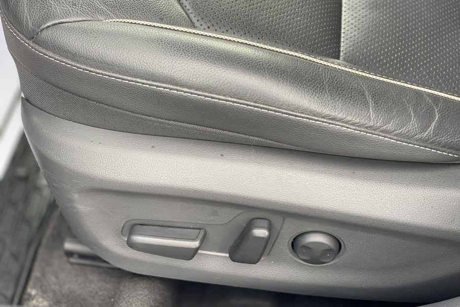 Продам Hyundai Ioniq 2018 года в Луцке