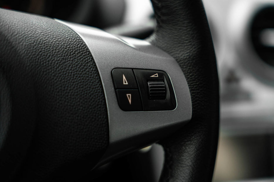 Продам Opel Corsa 2013 года в Черновцах