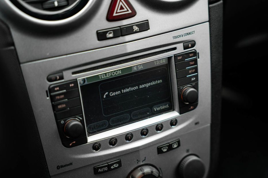 Продам Opel Corsa 2013 года в Черновцах