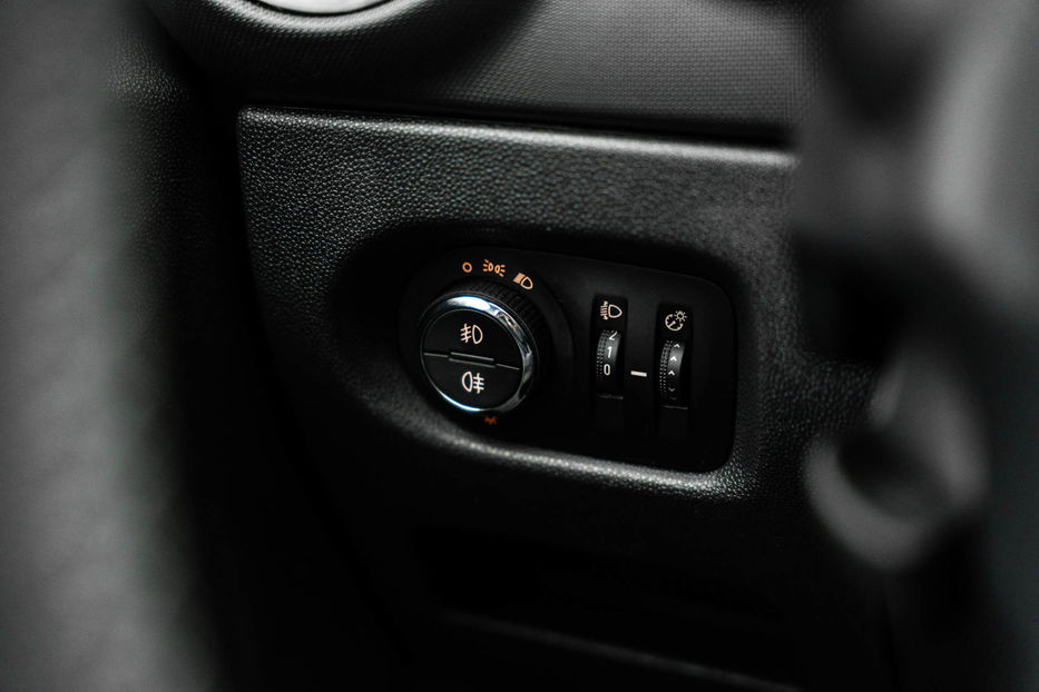 Продам Opel Corsa 2013 года в Черновцах