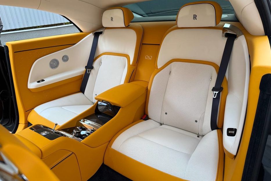Продам Rolls-Royce Wraith SPECTRE BLACK BADGE  2025 года в Киеве