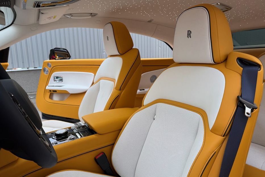 Продам Rolls-Royce Wraith SPECTRE BLACK BADGE  2025 года в Киеве