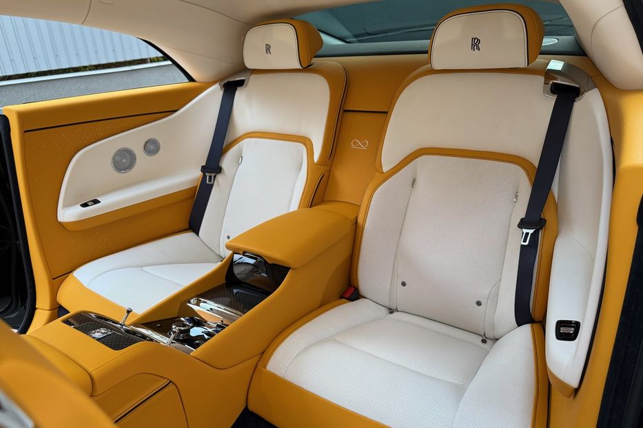 Продам Rolls-Royce Wraith SPECTRE BLACK BADGE  2025 года в Киеве