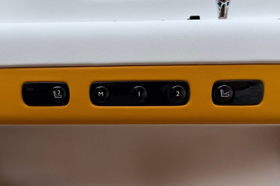 Продам Rolls-Royce Wraith SPECTRE BLACK BADGE  2025 года в Киеве