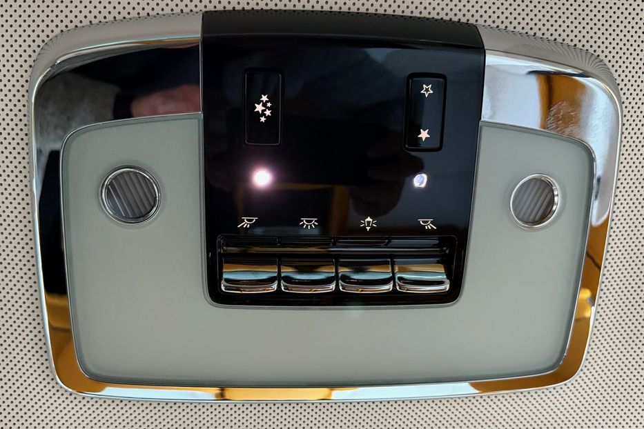 Продам Rolls-Royce Wraith SPECTRE BLACK BADGE  2025 года в Киеве