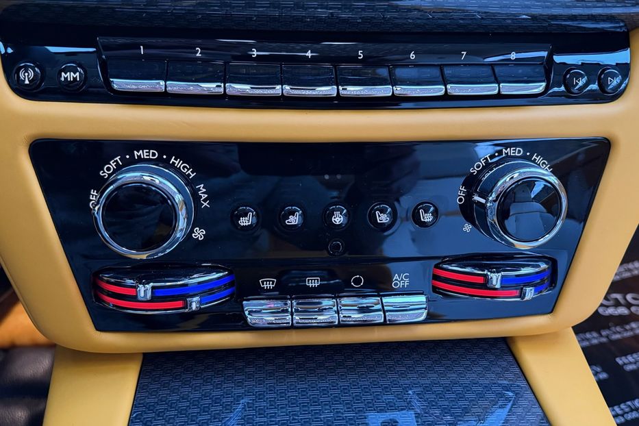 Продам Rolls-Royce Wraith SPECTRE BLACK BADGE  2025 года в Киеве