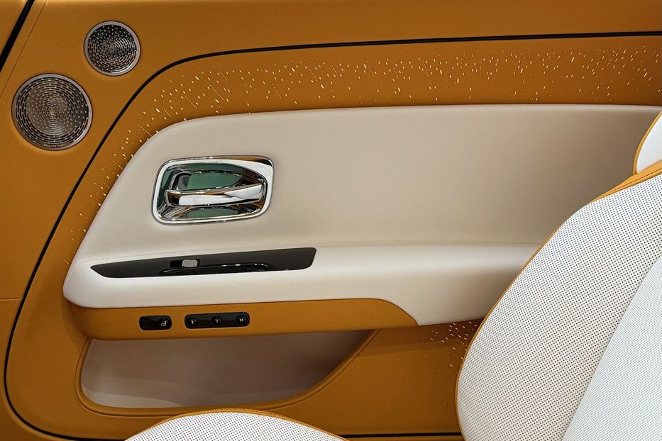 Продам Rolls-Royce Wraith SPECTRE BLACK BADGE  2025 года в Киеве